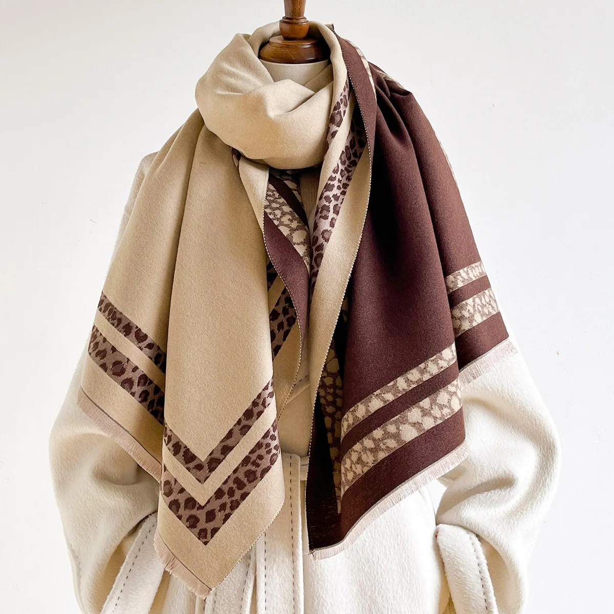 Winter Reversible Warm Large S - огляд і ціна Woven Scarf Blanket