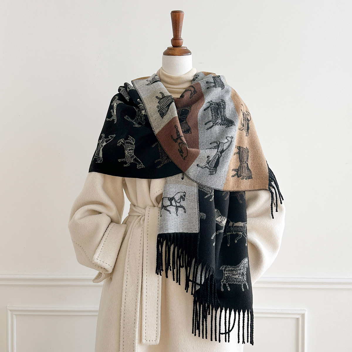 Winter Scarf Women Luxury Hors - огляд і ціна Woven Scarf Blanket